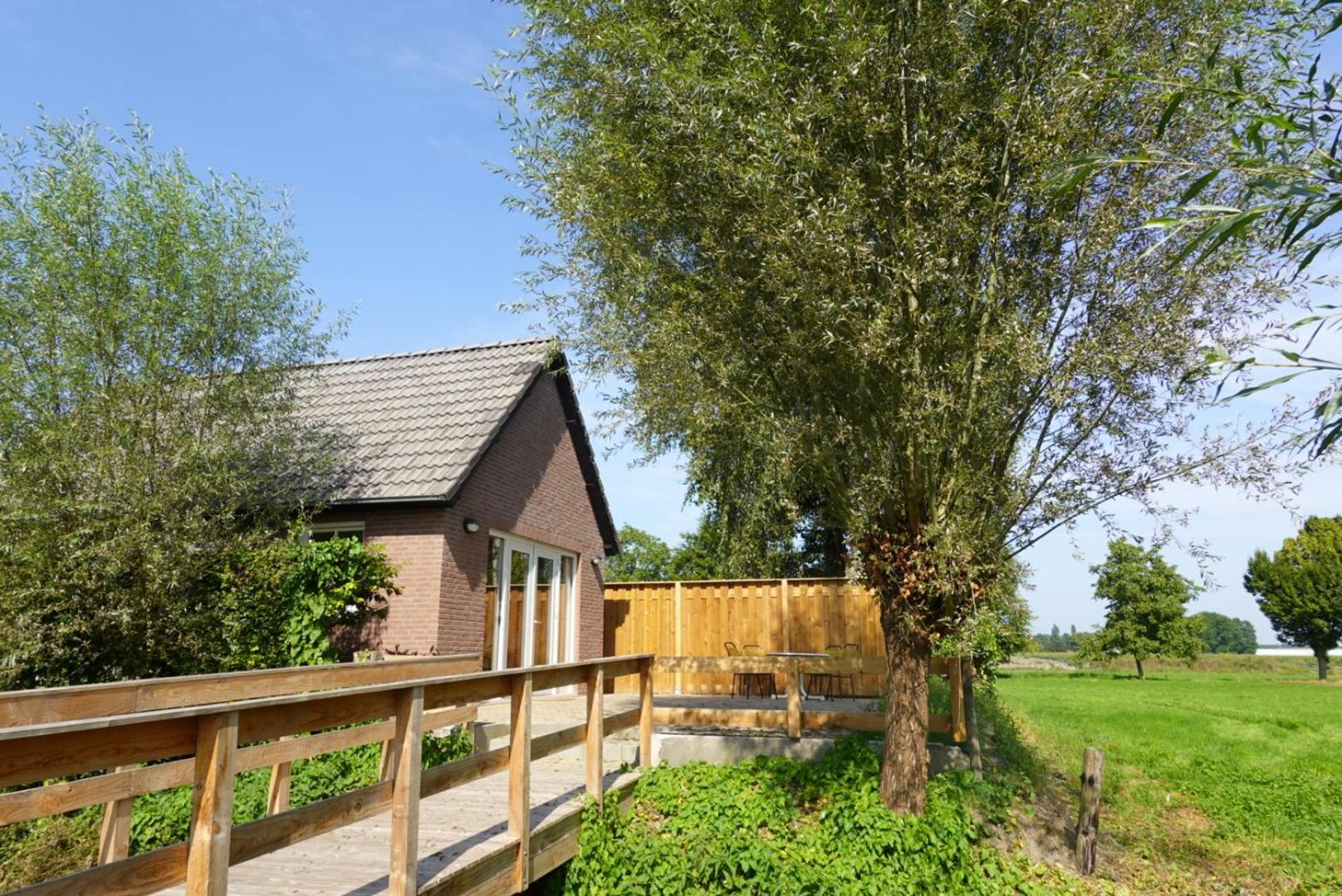 De Knotwilg Villa Loon op Zand Buitenkant foto